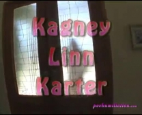 Kagney Linn Karter Sticks Black Dildo Até A Bunda