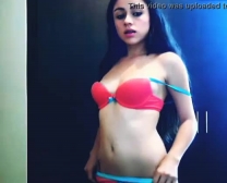 Zwei Sexy Latina-Babes Spannend Auf Dem Job Auf Dem Job Wolverine.
