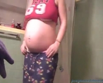 Rondborstige Zwangere Babe Krijgt Het En Een Boobie Shot