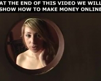 Avril Hall Praat Terwijl Ze De Half Gesloten Lift Verlaat En Over Haar Nieuwe Pornovideo