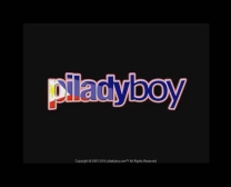 Ladyboy Legt En Lesbische Anale Bdsm