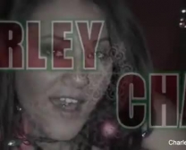 Bitch Charley Está Vestindo Roupas Que Podem Satisfazer As Necessidades De Um Homem A Qualquer Momento