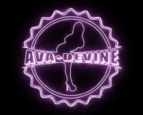 Ava Devine - Die Doggy Lolita Die Sich Von Ihrem User Rein Stehen