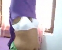 Pakistańska Mallu Aunty Girl's Girl's Flesh Flesh Fuck On Camera Live Dla Męża