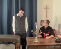 Videos Gay De Sacerdotes