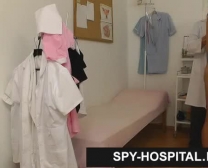 Kém Webkamera Kórház Gyno Orvos Ellenőrzi Vagina
