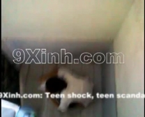 Versteckte Webcam Teenager In Wc