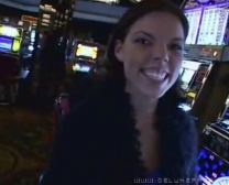 Brooke Ballentine Épp A Legális, És Keményen Kavarog A Las Vegas Hotelben