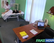 Fakehospital Grasso Blondie Freddo Consente Al Medico Di Fare Ciò Che Soddisfa
