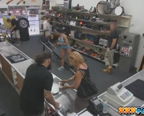 Muscled Latina Lady Stretches Eagle For Cash In Pawn Shop