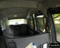 British Honig 2. Mal In Gefälschten Taxi In Der Öffentlichkeit