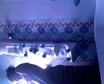 فيديو سكس في منزل حوامل نار في حمام