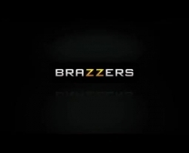 Brazzers Sexy .com مترجم عربى