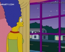 Marge Simpsons Mostrando La Teta Al Publico