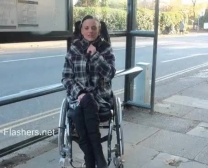 Paraprincess Außen Exhibitionismus Und Blinkt Rollstuhl Trussed Stunner Blinkend